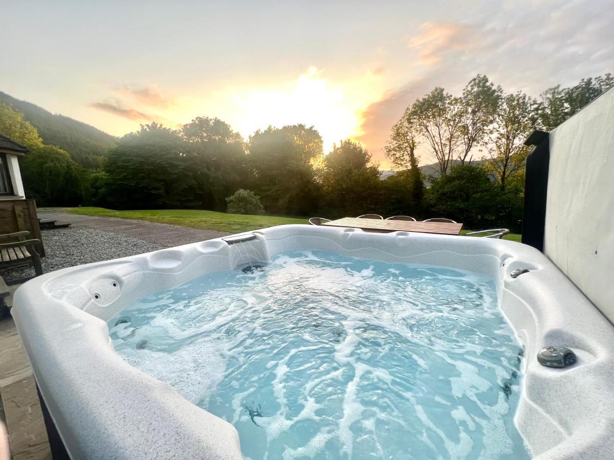 Wildwood Cottage With Hot Tub Glencoe Exterior photo